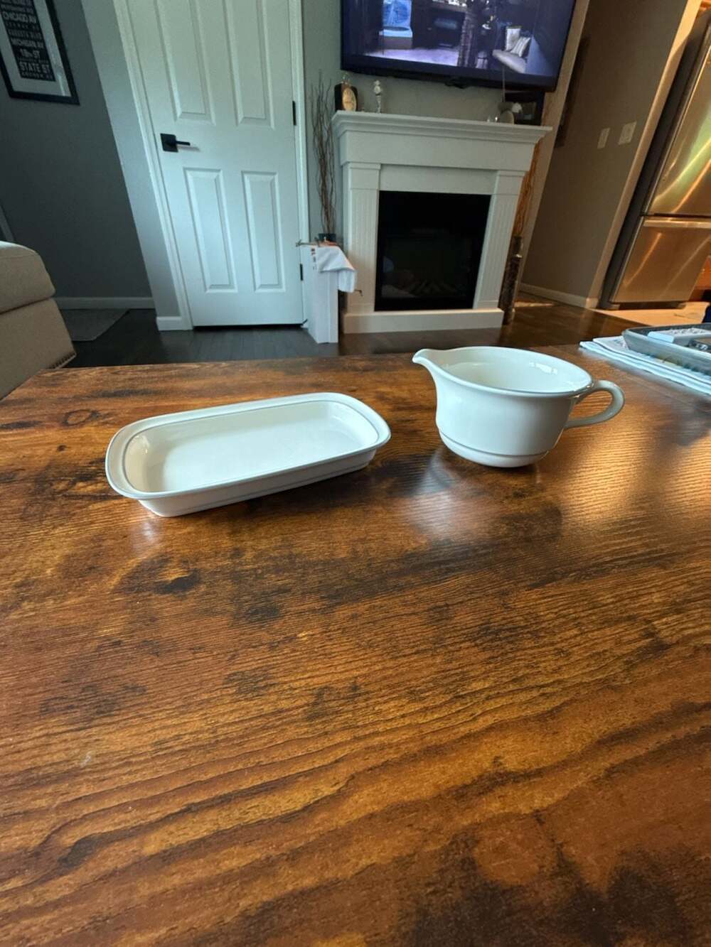 Lenox Chinastone For The Grey Patterns Gravy Boat and Underplate Set